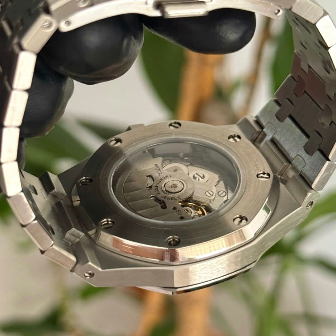 Royal Oak Mod - Skeleton - Image 6